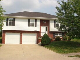 1904 Mayberry Dr in Columbia, MO - Building Photo