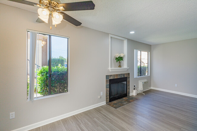 Millcreek Apartments in Vista, CA - Foto de edificio - Interior Photo