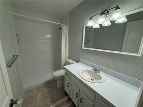 31 Pine Arbor Ln, Unit 206 in Vero Beach, FL - Building Photo - Building Photo