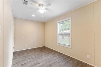 135 Southlake Dr. in Mabank, TX - Building Photo - Building Photo