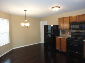 8457 S Firefly Dr in Pendleton, IN - Building Photo - Building Photo