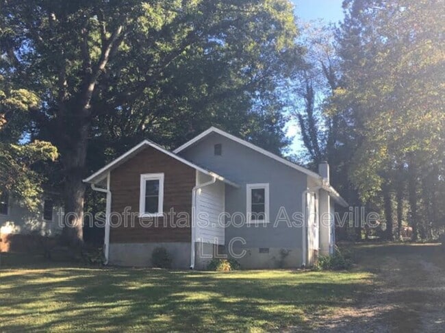property at 1032 Mountain View St