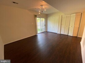 8484 Pattette Pl in White Plains, MD - Building Photo