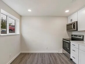 549 Index Pl NE in Renton, WA - Building Photo - Building Photo