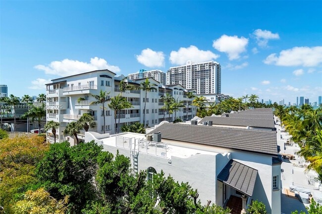 property at 1201 20th St