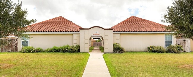 property at 107 S Ridge Ln