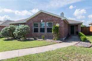 12345 Peak Cir in Frisco, TX - Building Photo