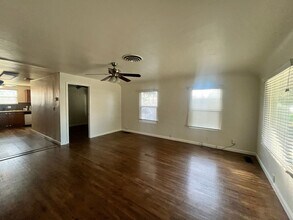 620 N O St in Tulare, CA - Building Photo - Building Photo