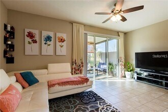 6959 Towne Lake Rd in Riverview, FL - Building Photo - Building Photo