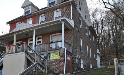 422 1st Ter in Bethlehem, PA - Foto de edificio