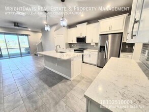 8319 Wildflower Glen Ave in Tampa, FL - Building Photo - Building Photo