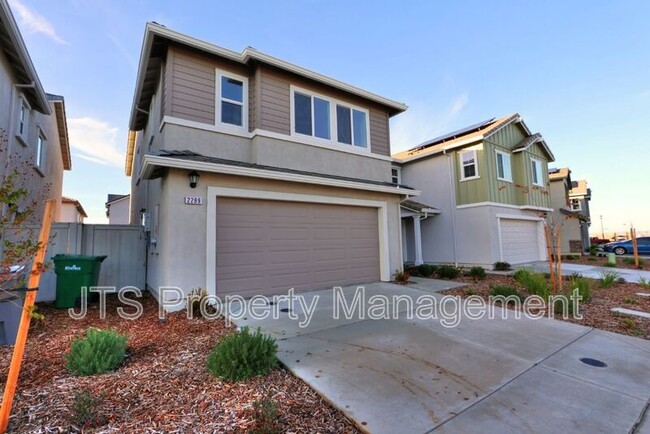 2289 Shady Tree Cir in Roseville, CA - Building Photo - Building Photo