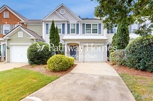 5226 Medlock Corners Dr in Norcross, GA - Building Photo