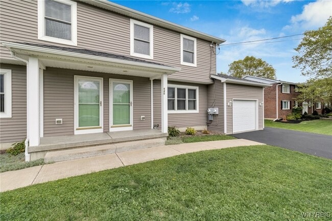 940 Reserve Rd in Buffalo, NY - Foto de edificio - Building Photo
