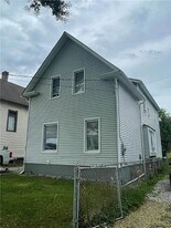 183 1st St in Rochester, NY - Building Photo