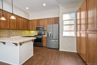 579 Almond Rd in San Marcos, CA - Building Photo - Building Photo