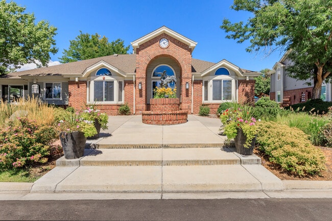 Dakota at Governors Ranch in Littleton, CO - Foto de edificio - Building Photo