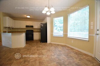 210 Lakefront Dr in Covington, GA - Building Photo - Building Photo