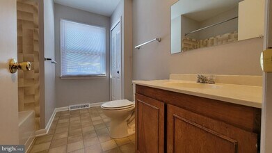 216 Brookside Terrace in Hagerstown, MD - Building Photo - Building Photo