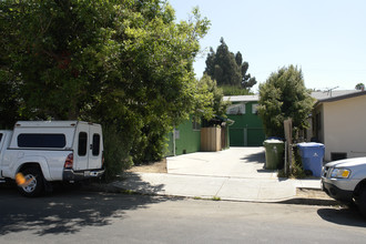 1240 Tamarind Ave in Los Angeles, CA - Building Photo - Building Photo