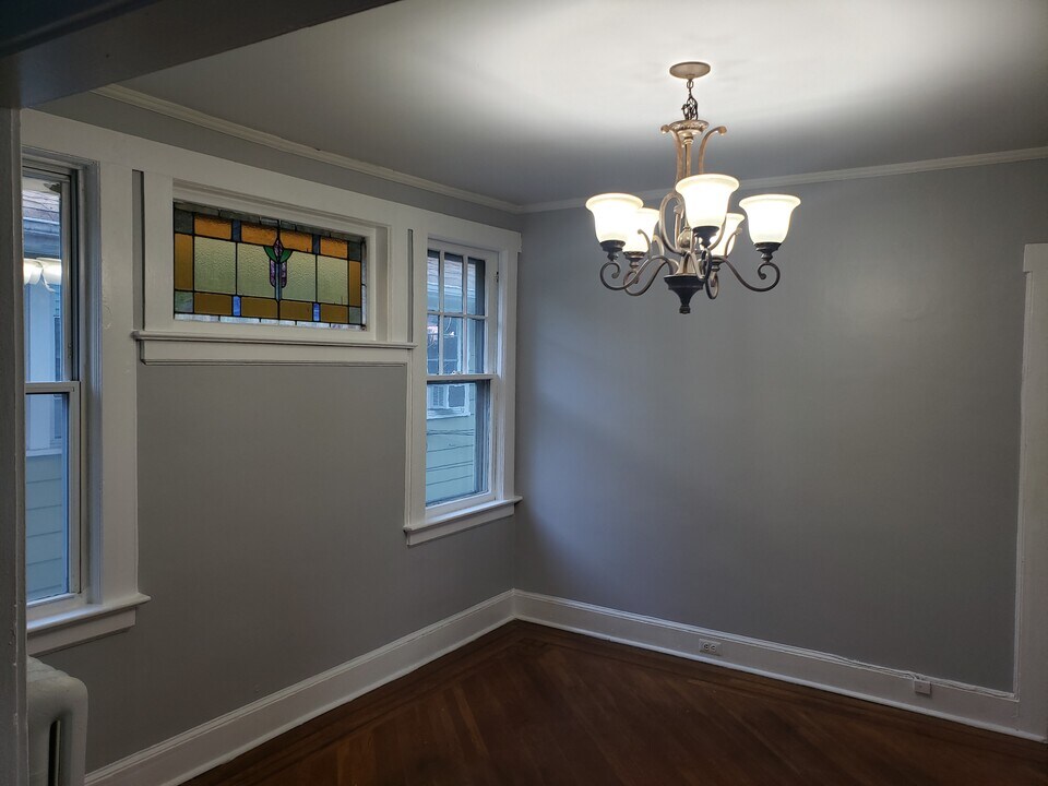 220 Ward Pl in South Orange, NJ - Building Photo