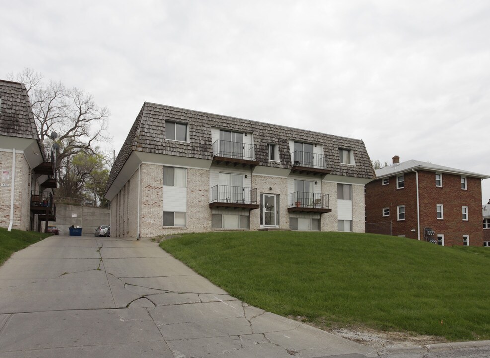 McKenna Apartments in Omaha, NE - Building Photo