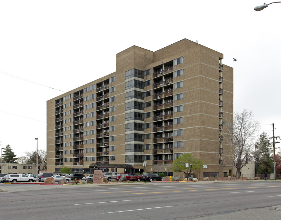 Mountain Towers and  Elliot Cottages in Denver, CO - Building Photo