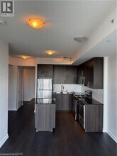 85 Duke St W in Kitchener, ON - Building Photo - Building Photo