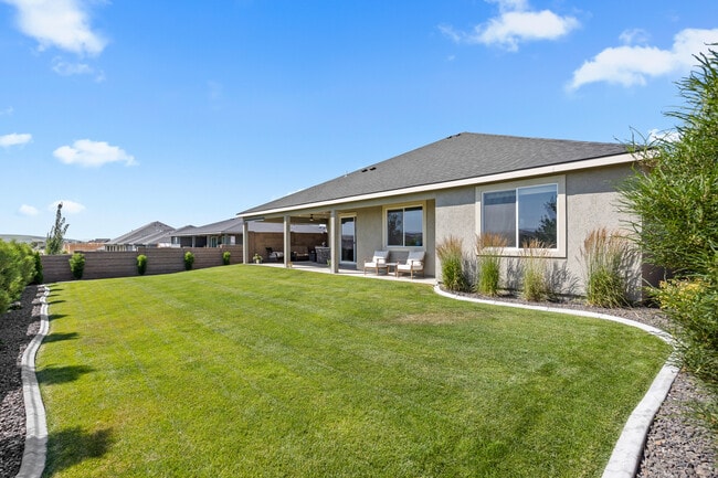 4165 Corvina St in Richland, WA - Building Photo - Building Photo