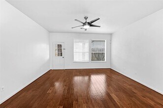 7531 Oakwood Canyon Dr in Cypress, TX - Building Photo - Building Photo