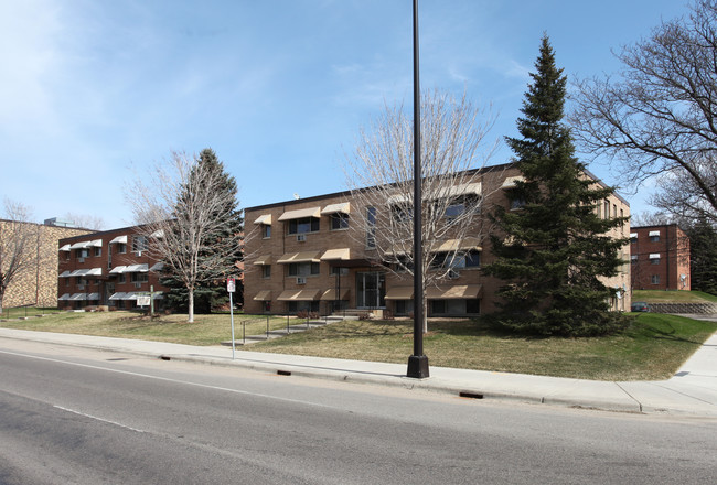 Columbia Park in Minneapolis, MN - Building Photo - Building Photo