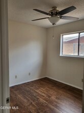 3453 Hollyglen St in El Paso, TX - Building Photo - Building Photo