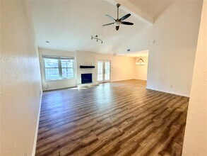 11606 Birchbark Trail in Austin, TX - Building Photo - Building Photo