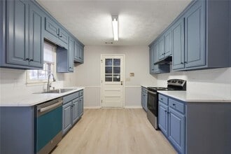 390 Tidwell Rd in Alpharetta, GA - Building Photo - Building Photo