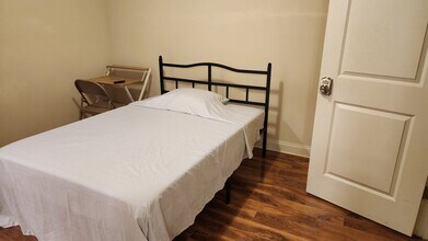 5741 Eagle Nature Trail in Jacksonville, FL - Building Photo - Building Photo