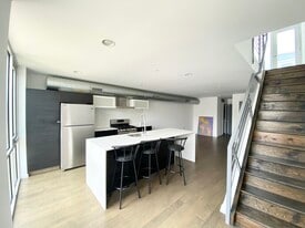 1417 N 7th St, Unit 3