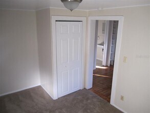 3235 Queen St N-Unit -2 in St. Petersburg, FL - Building Photo - Building Photo