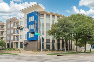 Park West in Dallas, TX - Building Photo