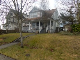 2328 Hoyt Ave in Everett, WA - Building Photo