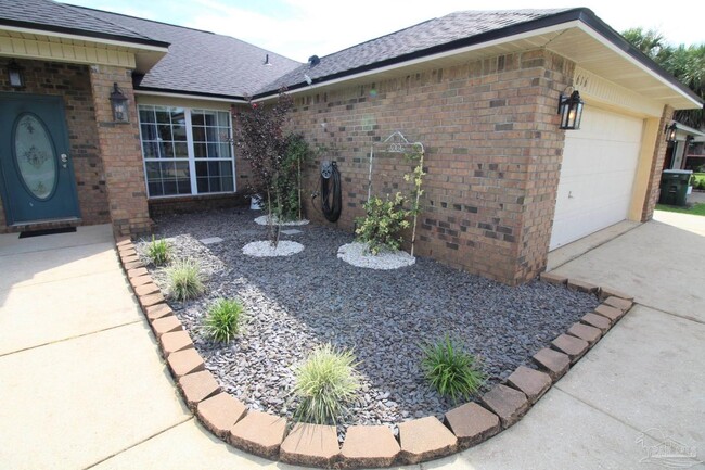 616 Buoy Dr in Pensacola, FL - Building Photo - Building Photo
