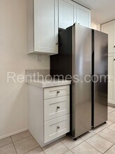 13535 Hike Ln in San Diego, CA - Building Photo - Building Photo