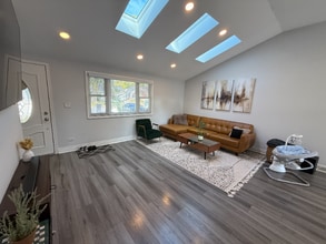 10231 Hawthorne Dr in Orland Park, IL - Building Photo - Building Photo