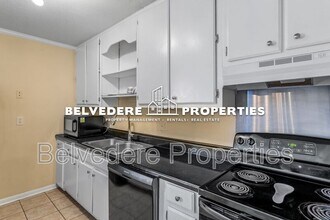 5735 Bramblegate Rd in Greensboro, NC - Building Photo - Building Photo