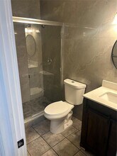 6625 SW 49th St, Unit 2 in Davie, FL - Building Photo - Building Photo