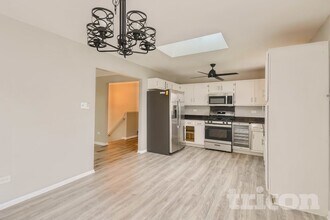 1812 Cumberland Dr, Unit 222 in Plainfield, IL - Building Photo - Building Photo