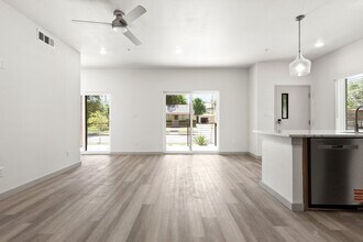 3141 Waits Ave in Fort Worth, TX - Building Photo - Building Photo