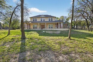 4405 Wolf Ct in McKinney, TX - Building Photo