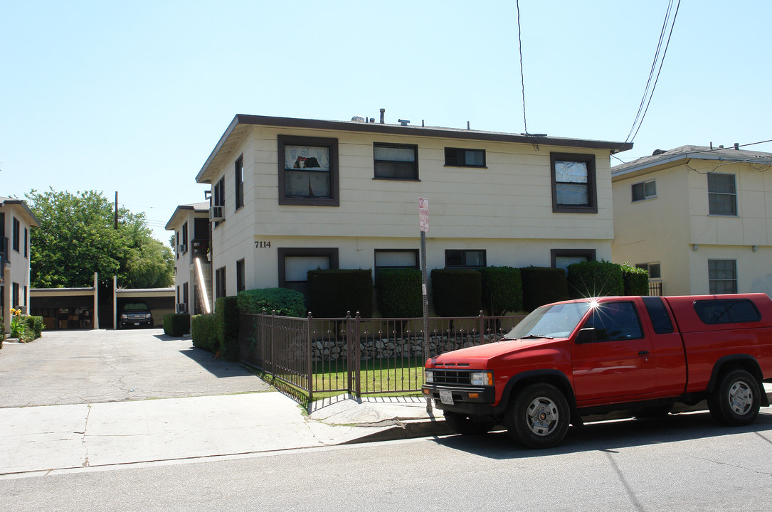 7114 Ethel Ave in North Hollywood, CA - Building Photo