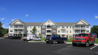 Homes on Johnsons Pond in Salisbury, MD - Foto de edificio - Building Photo