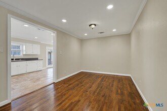 550 California Blvd in New Braunfels, TX - Building Photo - Building Photo